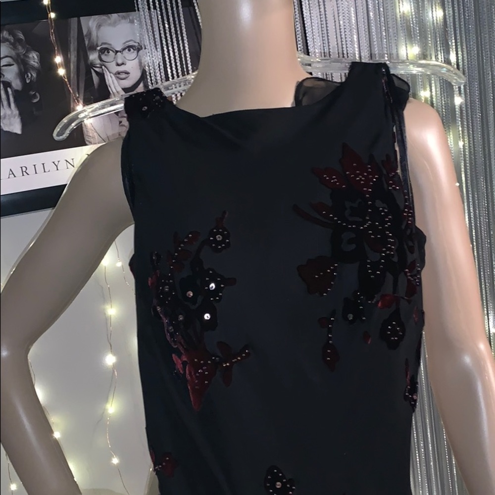 Women’s dress